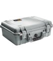 Pelican 1500 Protector case in silver — closed thumbnail